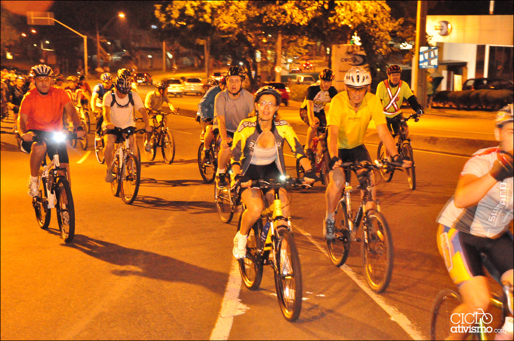 Pedala Curitiba 06.11.2012    1ªPARTE