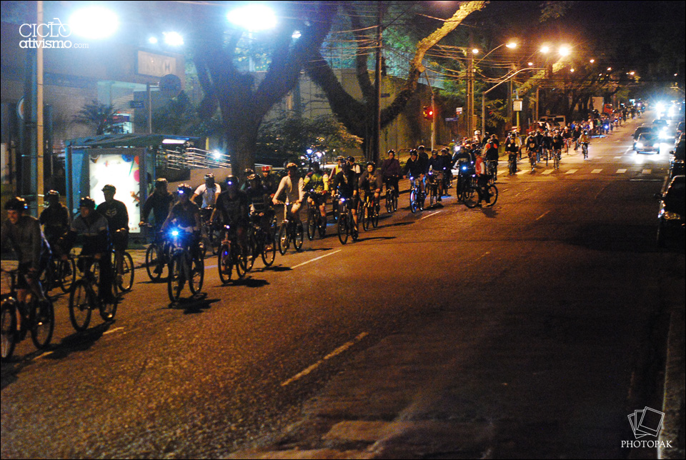 2ª parte  – PedalaCuritiba 16/04/13