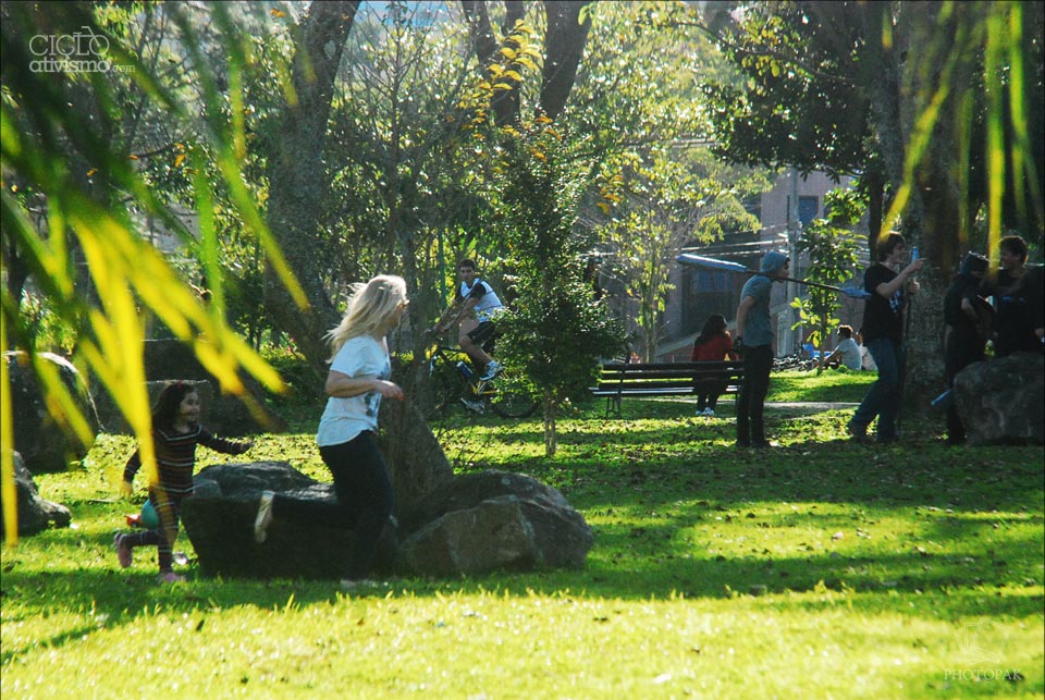 Curtindo a natureza no centro da cidade.