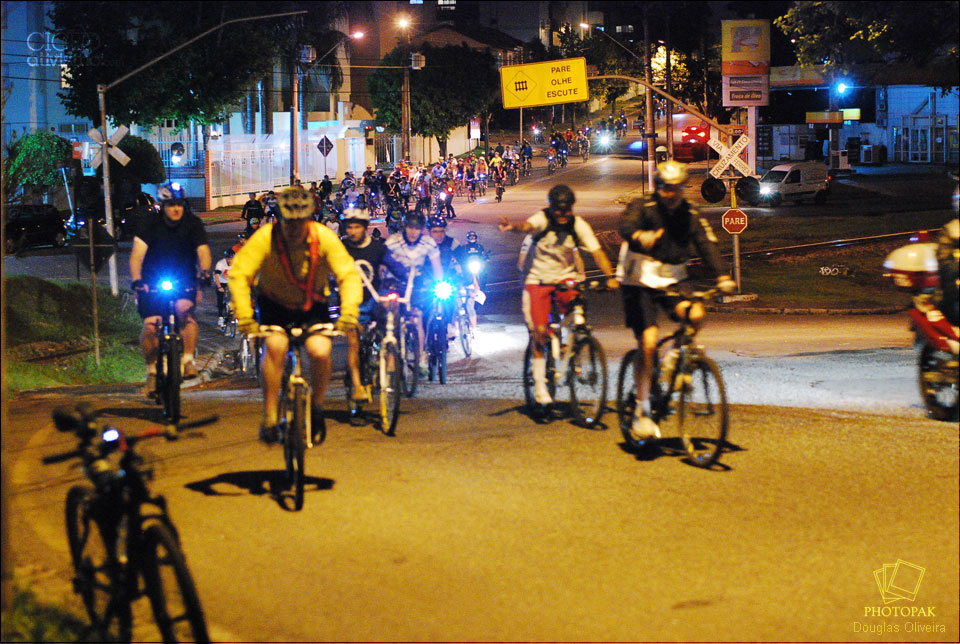 PedalaCuritiba – Matriz / 26-11-2013 – PARTE 02.