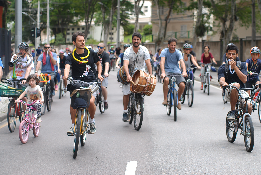 Bicicletando na Oficina de Música 2020