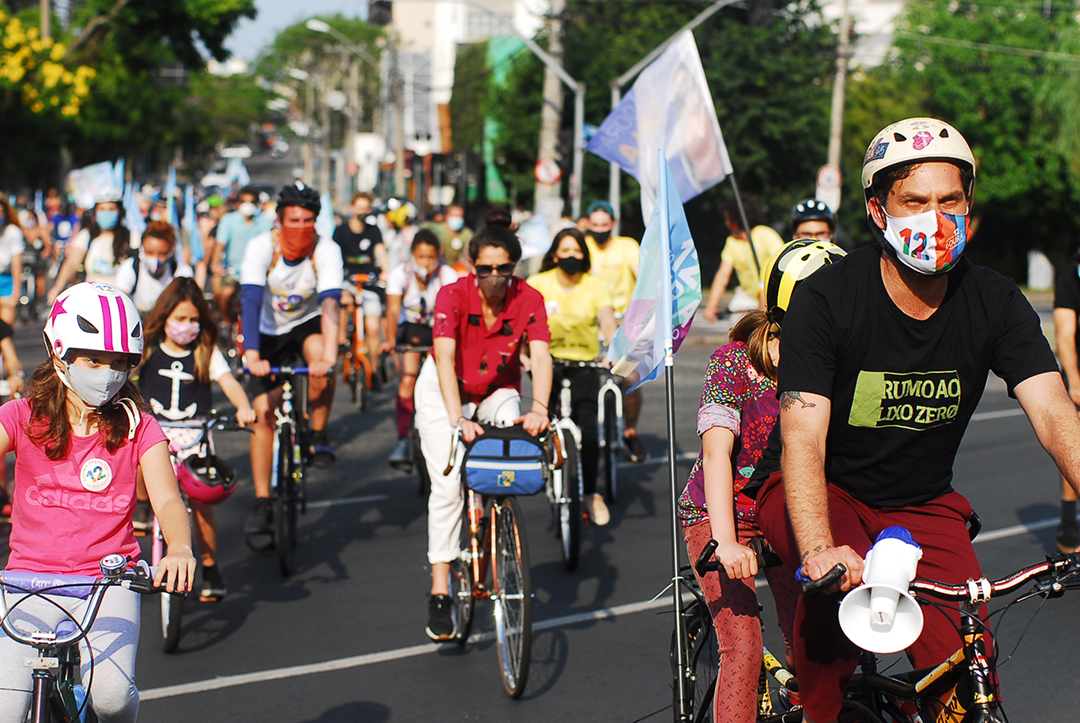 Bicicletada com Goura