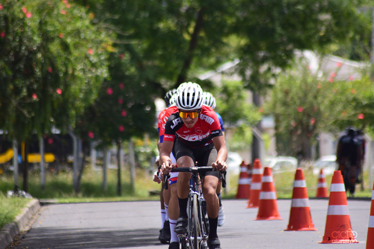 4 ª parte de 6 – LARGADA DAS10H00 – Copa Curitiba Adir Romeo de Ciclismo – ESTRADA 12/12/2021.