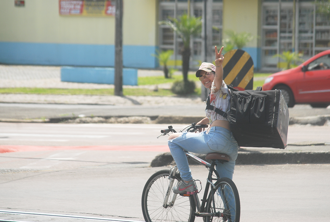 Domingão, Sol do meio-dia 29C firmona nas entregas!